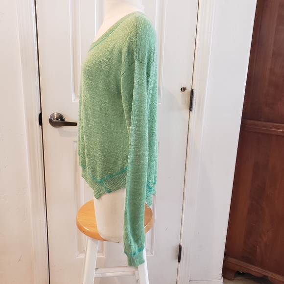 Free People Green Crew Neck Sweater with Relaxed Fit - Picture 3 of 8